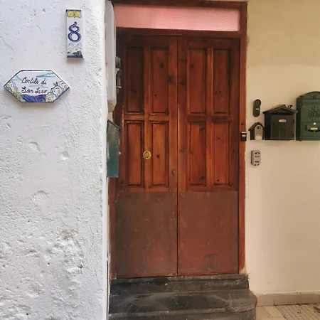 Cortile Di San Leo