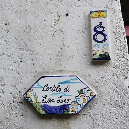Cortile Di San Leo Vietri sul Mare