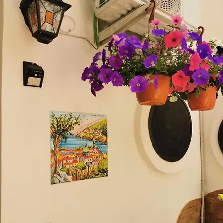 Cortile Di San Leo Vietri sul Mare